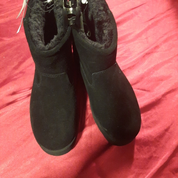 Womens Genuine Leather size 7 Time and Tru Black Winter Boots - Picture 2 of 5